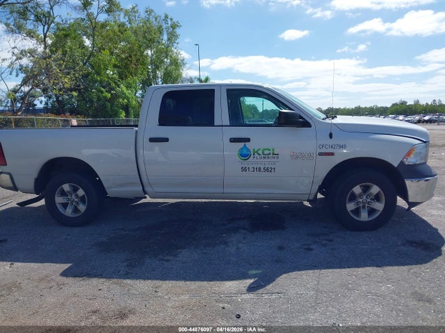 Продажа на аукционе авто 2018 Ram 1500 Tradesman  4x4 6'4 Box, vin: 1C6RR7SM0JS273037, номер лота: 44876097