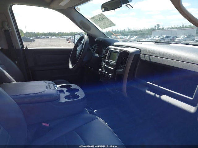 Продажа на аукционе авто 2018 Ram 1500 Tradesman  4x4 6'4 Box, vin: 1C6RR7SM0JS273037, номер лота: 44876097