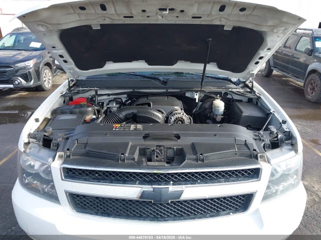Продажа на аукционе авто 2013 Chevrolet Tahoe Lt, vin: 1GNSKBE01DR243722, номер лота: 44876103