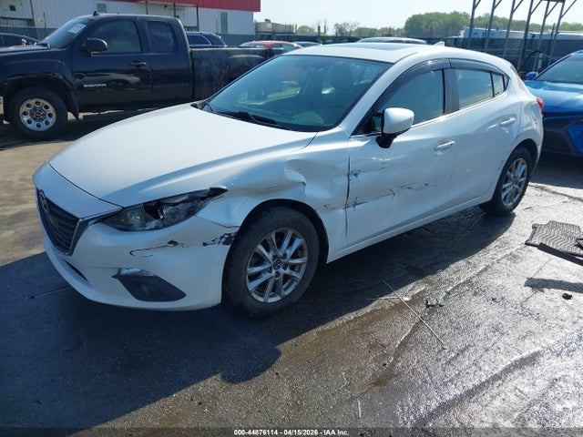 Aukcja sprzedaży 2015 Mazda Mazda3 I Touring, vin: JM1BM1L75F1270811, numer aukcji: 44876114