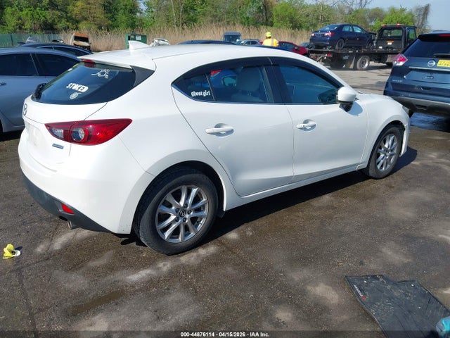 Aukcja sprzedaży 2015 Mazda Mazda3 I Touring, vin: JM1BM1L75F1270811, numer aukcji: 44876114