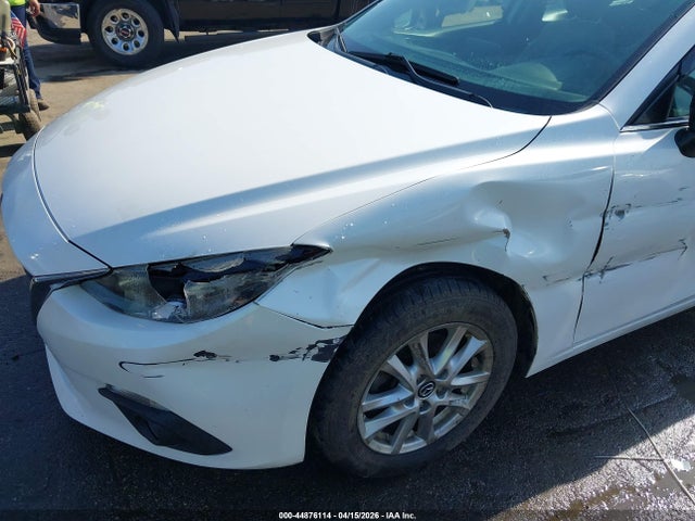Aukcja sprzedaży 2015 Mazda Mazda3 I Touring, vin: JM1BM1L75F1270811, numer aukcji: 44876114