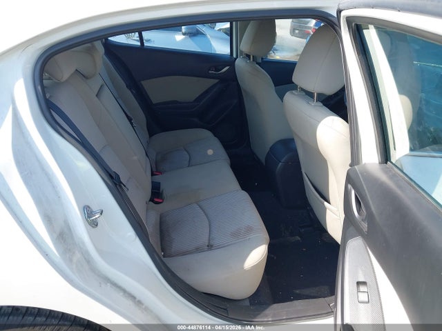 Aukcja sprzedaży 2015 Mazda Mazda3 I Touring, vin: JM1BM1L75F1270811, numer aukcji: 44876114