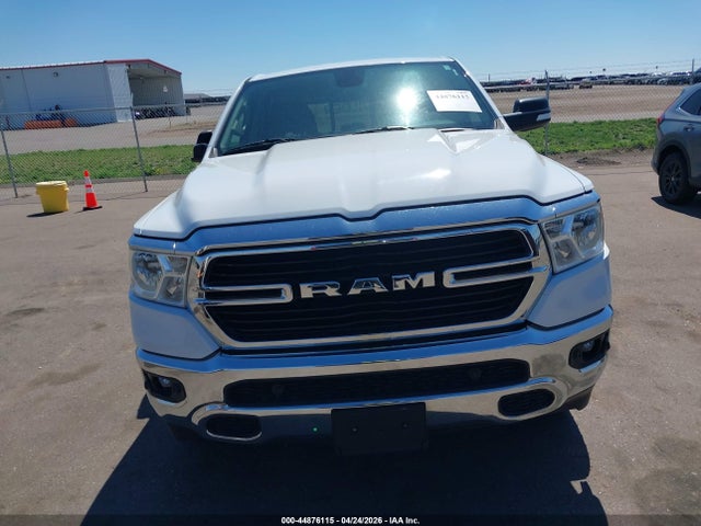 1C6RRFMG3LN274010 RAM 1500 Big Horn 4x4 6&#039;4 Box