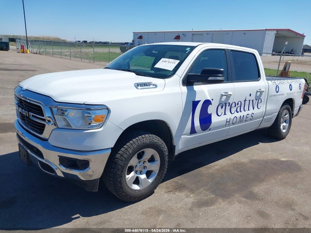 1C6RRFMG3LN274010 RAM 1500 Big Horn 4x4 6&#039;4 Box