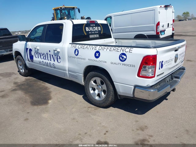 1C6RRFMG3LN274010 RAM 1500 Big Horn 4x4 6&#039;4 Box