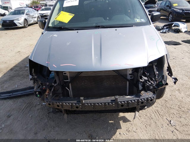 44876130 :رقم المزاد ، 2C4RDGBG0HR647319 vin ، 2017 Dodge Grand Caravan Se مزاد بيع