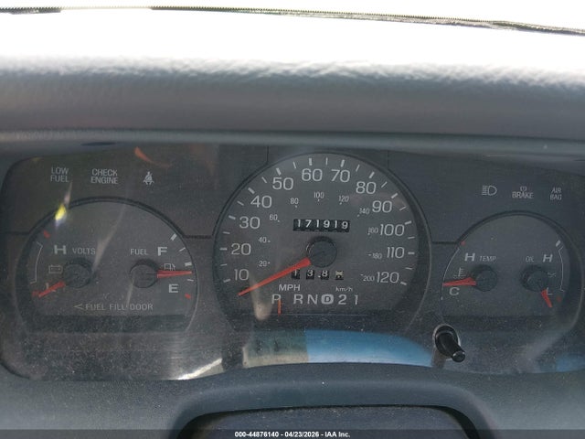 Продаж на аукціоні авто 2002 Mercury Grand Marquis Ls, vin: 2MEFM75W12X614224, номер лоту: 44876140