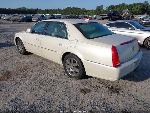 44876147 :رقم المزاد ، 1G6KP5ES0BU142178 vin ، 2011 Cadillac Dts Platinum Collection مزاد بيع
