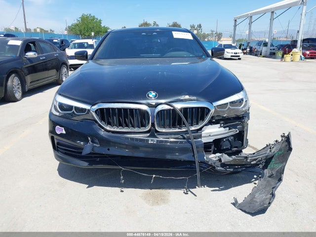 WBAJA9C57KB389155 BMW 530e Iperformance