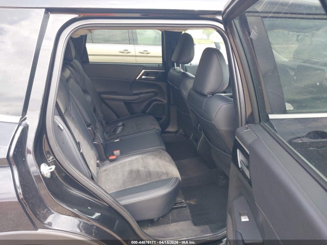 Aukcja sprzedaży 2024 Mitsubishi Outlander Se 2.5 S-awc/se Black Edition S-awc/se Black Edition W/pano Roof S-awc/se Ralliart S-awc, vin: JA4J4VA83RZ030252, numer aukcji: 44876171