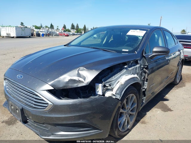 3FA6P0LU0HR356258 Ford Fusion Hybrid Se