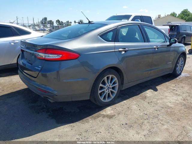 3FA6P0LU0HR356258 Ford Fusion Hybrid Se