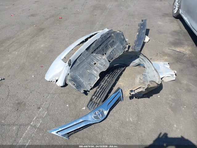 4T4BF1FK1ER442941 Toyota CAMRY LE