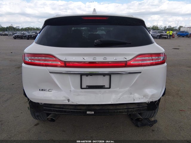 2019 Lincoln Mkc Select მანქანა იყიდება აუქციონზე, vin: 5LMCJ2C91KUL53271, აუქციონის ნომერი: 44876199