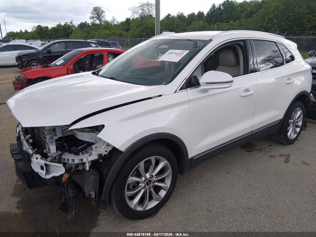 2019 Lincoln Mkc Select მანქანა იყიდება აუქციონზე, vin: 5LMCJ2C91KUL53271, აუქციონის ნომერი: 44876199