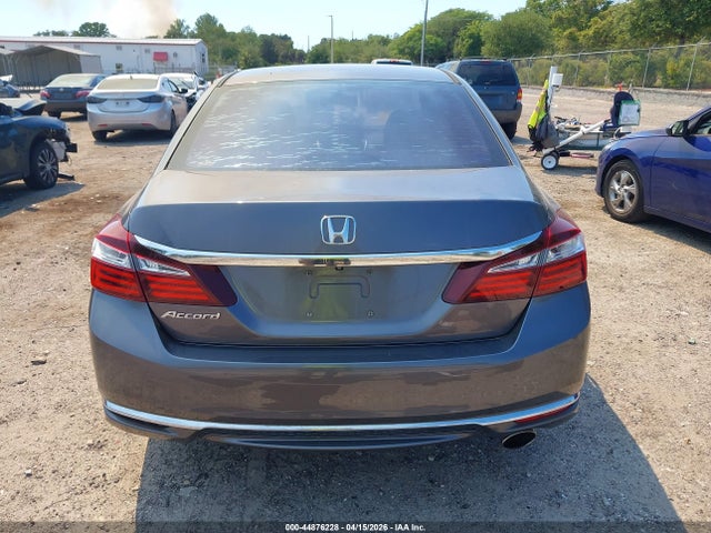 Продажа на аукционе авто 2017 Honda Accord Lx, vin: 1HGCR2F3XHA295695, номер лота: 44876228
