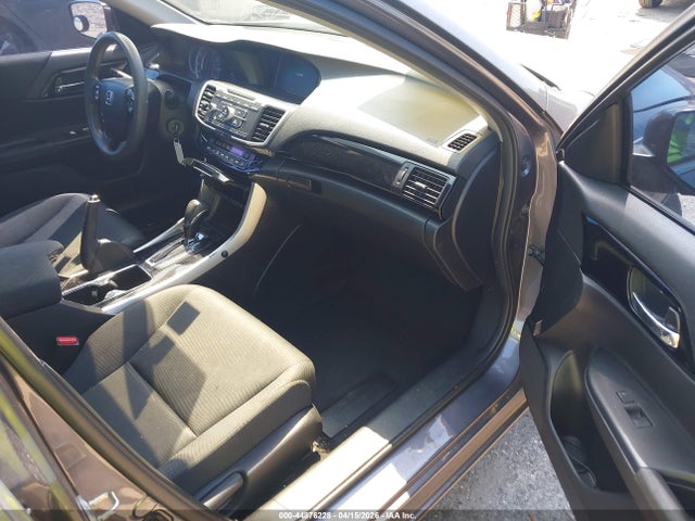 Продажа на аукционе авто 2017 Honda Accord Lx, vin: 1HGCR2F3XHA295695, номер лота: 44876228