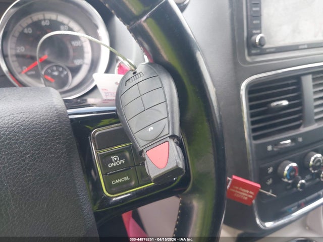 2019 Dodge Grand Caravan Sxt მანქანა იყიდება აუქციონზე, vin: 2C4RDGCG3KR775852, აუქციონის ნომერი: 44876251