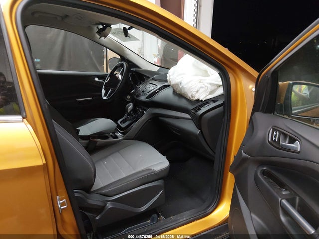 1FMCU9GX8GUC84114 Ford ESCAPE SE