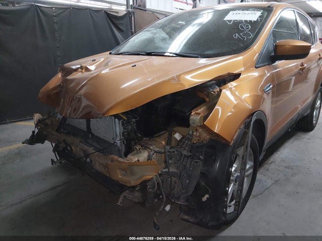 1FMCU9GX8GUC84114 Ford ESCAPE SE