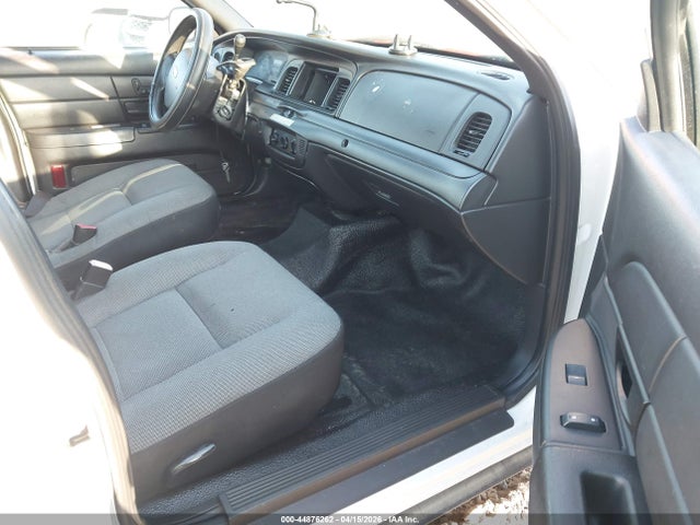 2011 FORD CROWN VICTORIA 2FABP7BV2BX120575 Photo 4