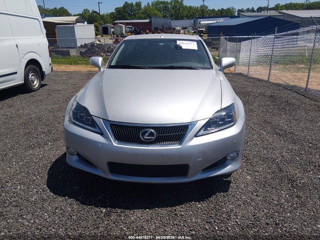 2011 Lexus Is 250c მანქანა იყიდება აუქციონზე, vin: JTHFF2C29B2517031, აუქციონის ნომერი: 44876277