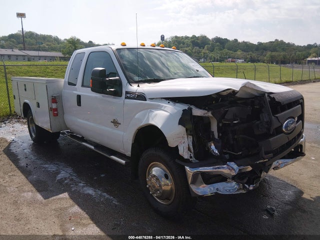 44876288 :رقم المزاد ، 1FD8X3HT0EEA66407 vin ، 2014 Ford F-350 Chassis Xl مزاد بيع