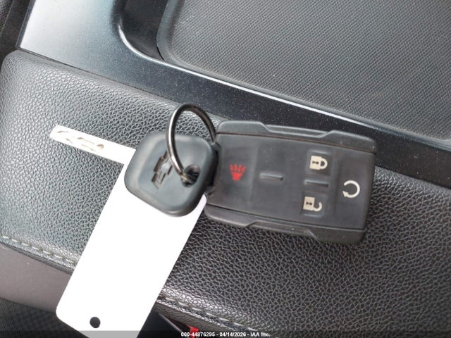3GCUKREC6JG295153 Chevrolet Silverado 1500 2lt