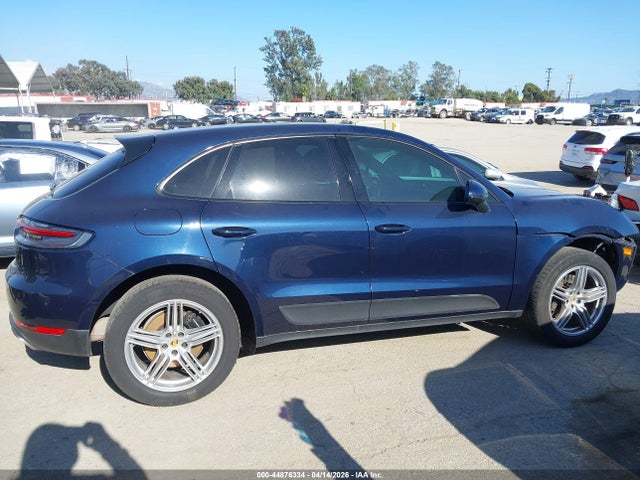 Porsche Macan 2019 WP1AA2A58KLB02072 Image 13