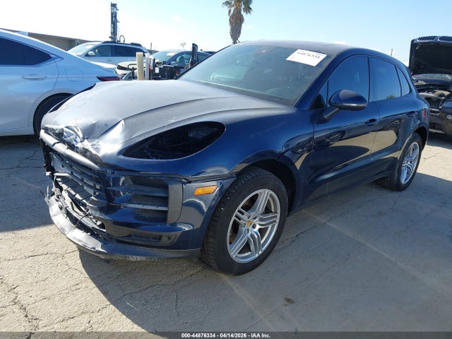 2019 PORSCHE MACAN WP1AA2A58KLB02072 Photo 1