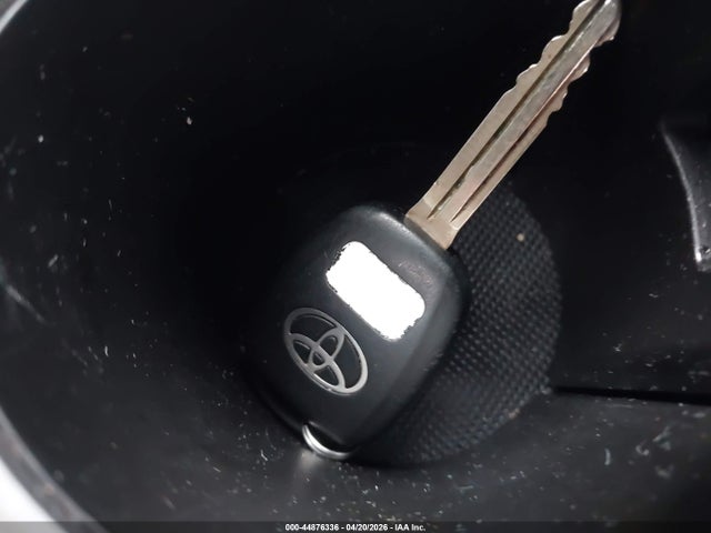 5YFBURHE5EP125509 Toyota COROLLA LE