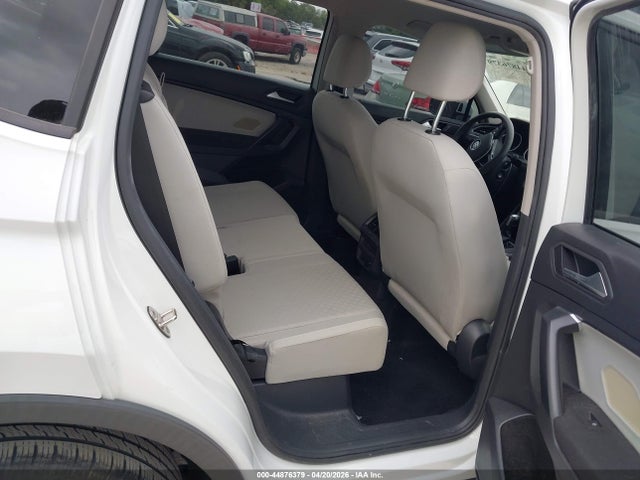 44876379 :رقم المزاد ، 3VV1B7AX7MM066455 vin ، 2021 Volkswagen Tiguan 2.0t S مزاد بيع