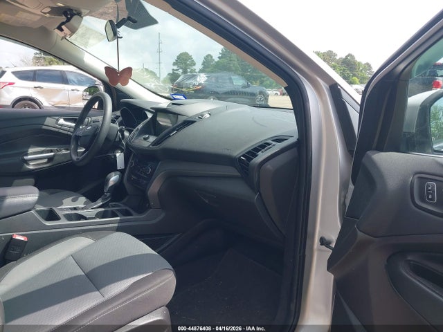 1FMCU9GD7JUC34429 Ford ESCAPE SE
