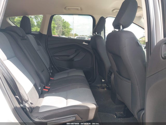 1FMCU9GD7JUC34429 Ford ESCAPE SE