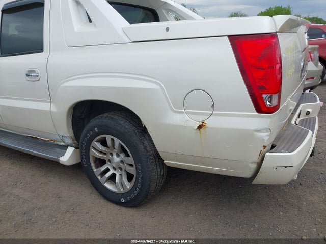 2004 Cadillac Escalade Ext Standard მანქანა იყიდება აუქციონზე, vin: 3GYEK62N24G213796, აუქციონის ნომერი: 44876427