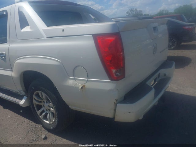 2004 Cadillac Escalade Ext Standard მანქანა იყიდება აუქციონზე, vin: 3GYEK62N24G213796, აუქციონის ნომერი: 44876427