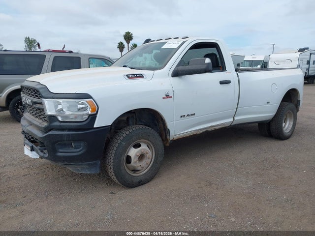 3C63RRAL8NG333556 RAM 3500 Tradesman 4x4 8&#039; Box