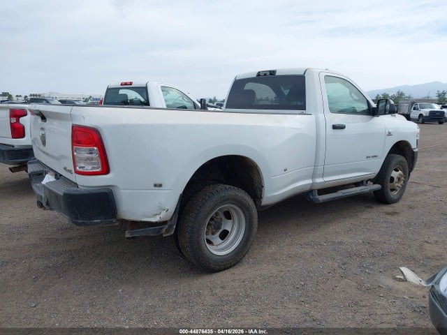3C63RRAL8NG333556 RAM 3500 Tradesman 4x4 8&#039; Box