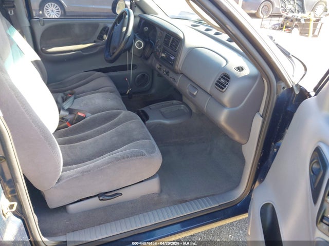 2000 Dodge Dakota Slt/sport მანქანა იყიდება აუქციონზე, vin: 1B7GL22X6YS799438, აუქციონის ნომერი: 44876438