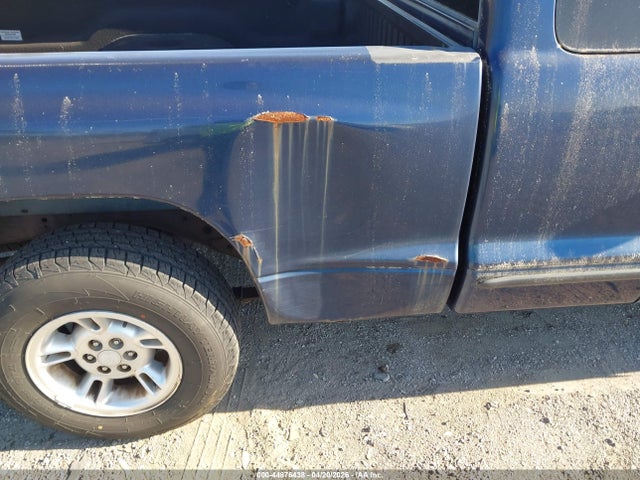 2000 Dodge Dakota Slt/sport მანქანა იყიდება აუქციონზე, vin: 1B7GL22X6YS799438, აუქციონის ნომერი: 44876438