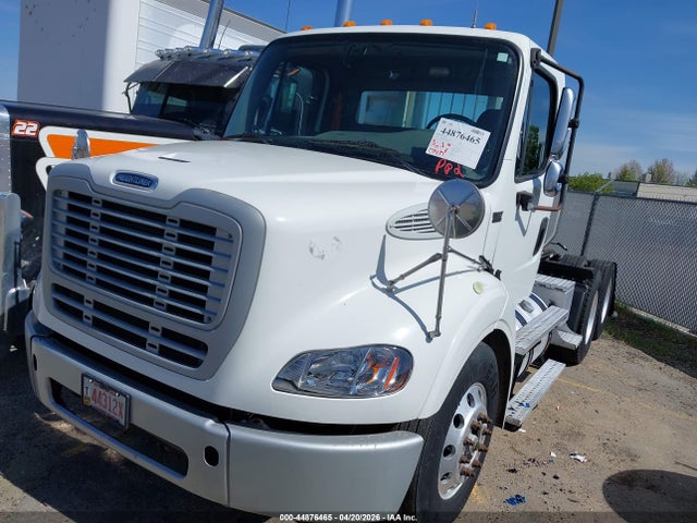 Продажа на аукционе авто 2016 Freightliner M2 112 Medium Duty, vin: 1FUJC5DV7GHHT7654, номер лота: 44876465