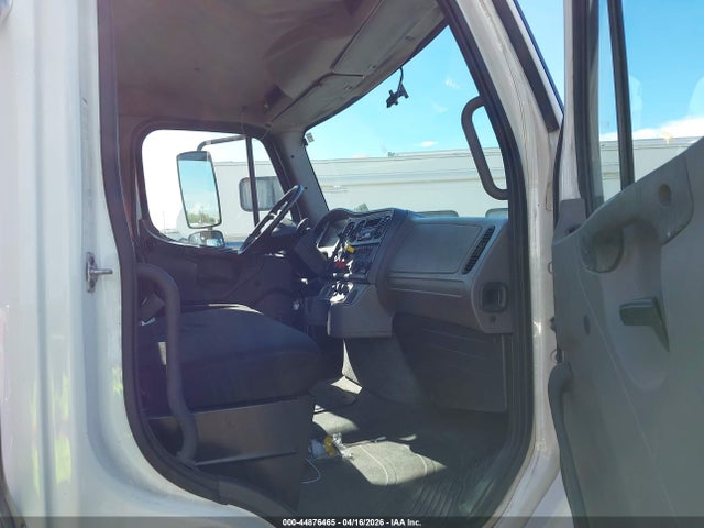 Продажа на аукционе авто 2016 Freightliner M2 112 Medium Duty, vin: 1FUJC5DV7GHHT7654, номер лота: 44876465