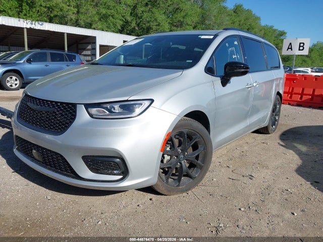 2026 CHRYSLER PACIFICA 2C4RC1GG7TR162161 Photo 1