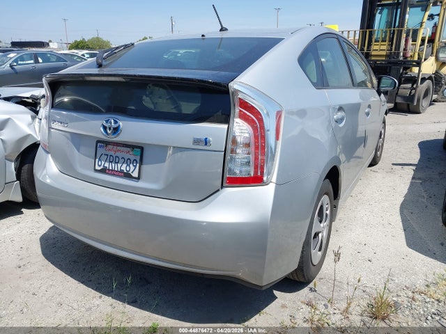 2013 TOYOTA PRIUS JTDKN3DUXD1634067 Photo 3