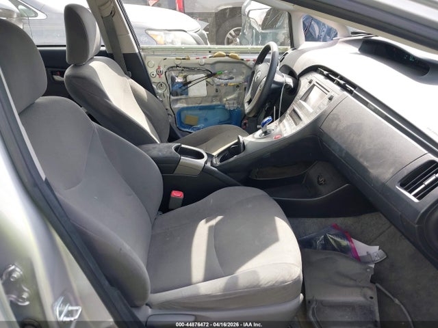 2013 TOYOTA PRIUS JTDKN3DUXD1634067 Photo 4