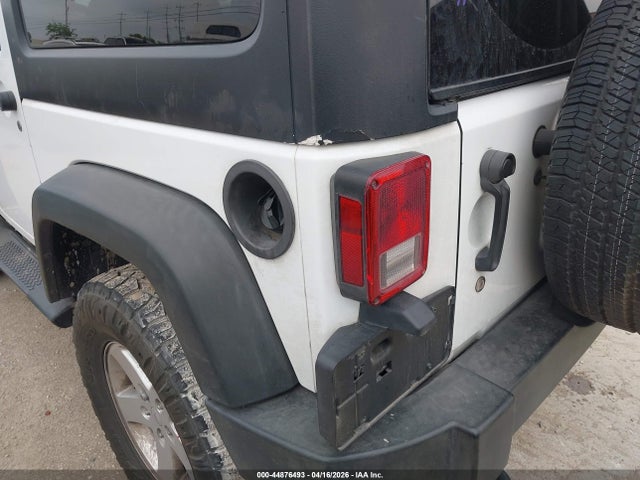 2015 Jeep Wrangler Sport მანქანა იყიდება აუქციონზე, vin: 1C4GJWAG2FL661336, აუქციონის ნომერი: 44876493