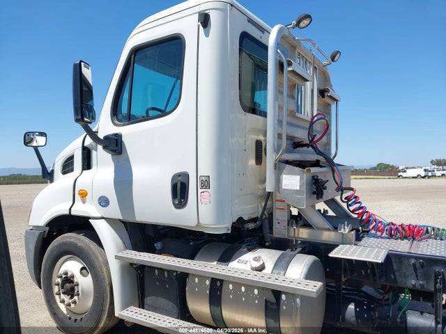 2014 Freightliner Cascadia 113 მანქანა იყიდება აუქციონზე, vin: 3AKBGBDV2ESFW7984, აუქციონის ნომერი: 44876500