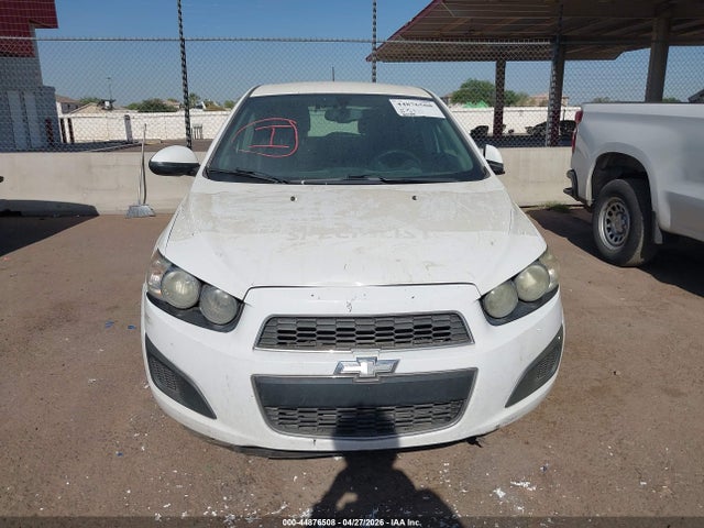 1G1JA6SH5F4200843 Chevrolet Sonic Ls Auto