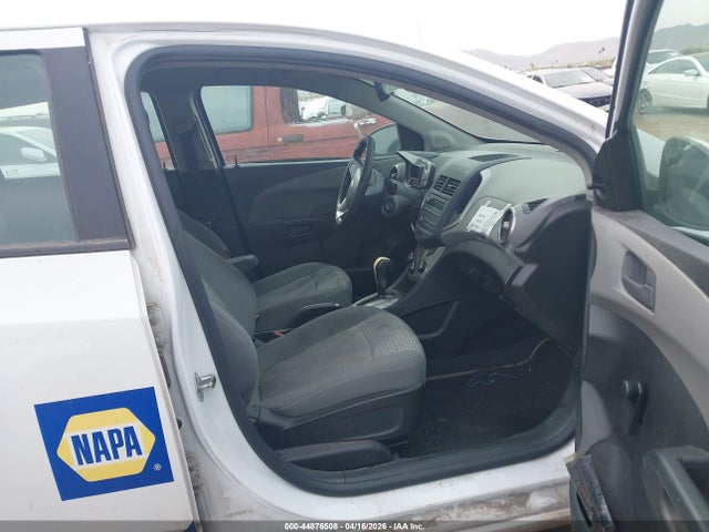 1G1JA6SH5F4200843 Chevrolet Sonic Ls Auto